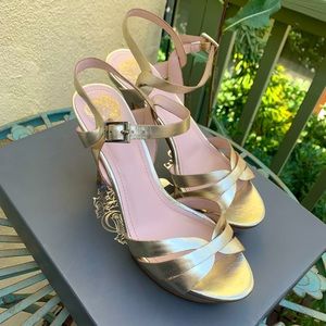 Vince Camuto gold platform high heels. US size 8.